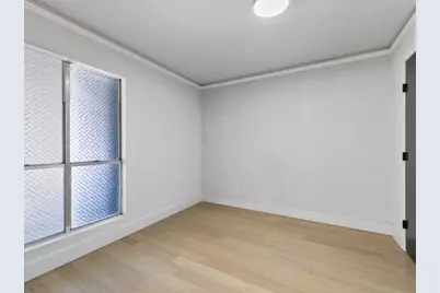 909 Reinli Street #102, Austin, TX 78751 - Photo 12