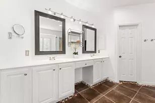 13300 Country Lake Dr, Austin, TX 78732 - Photo 16