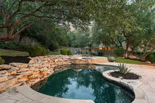 13300 Country Lake Dr, Austin, TX 78732 - Photo 30