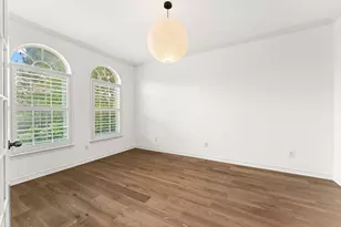 13300 Country Lake Dr, Austin, TX 78732 - Photo 12