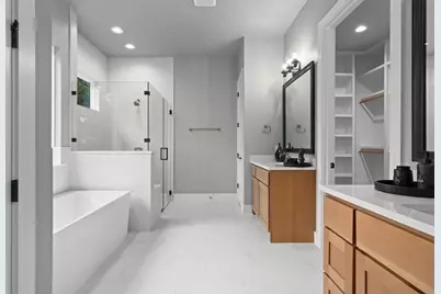 302 Highland Spring Lane, Georgetown, TX 78633 - Photo 32