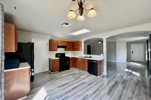 112 Alexis Way, Kyle, TX 78640 - Photo 4