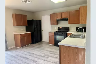 112 Alexis Way, Kyle, TX 78640 - Photo 6