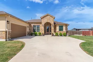 107 Les Ln, Smithville, TX 78957 - Photo 1