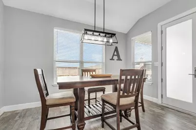 107 Les Lane, Smithville, TX 78957 - Photo 10