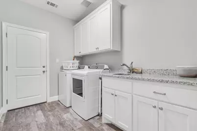 107 Les Lane, Smithville, TX 78957 - Photo 30