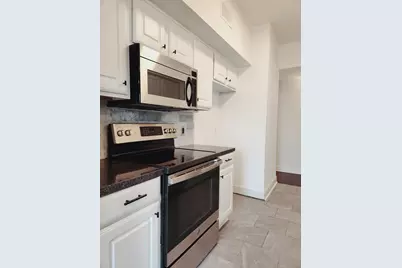 7701 Rialto Boulevard #833, Austin, TX 78735 - Photo 8