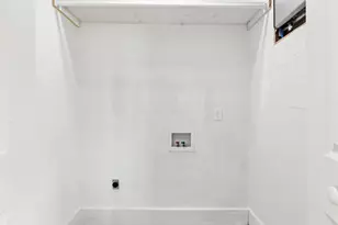 409 N Vandeveer St, Burnet, TX 78611 - Photo 16