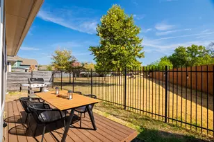1412 Casa Dr, Austin, TX 78745 - Photo 14