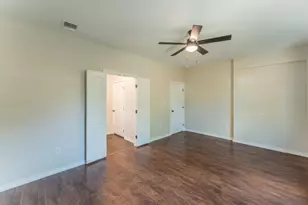 717 Fair Ave, San Antonio, TX 78223 - Photo 10