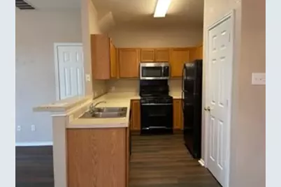 14112 Harris Ridge Boulevard #B, Pflugerville, TX 78660 - Photo 12