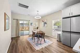 2200 Amur Dr, Austin, TX 78745 - Photo 10