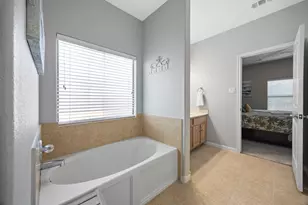 2200 Amur Dr, Austin, TX 78745 - Photo 22