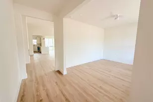 137 E Pauwela Ln, Bastrop, TX 78602 - Photo 8