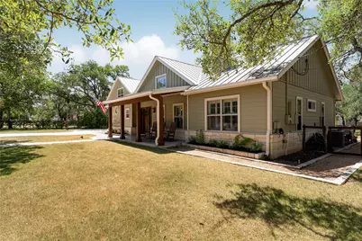 315 Hays Street, Dripping Springs, TX 78620 - Photo 2