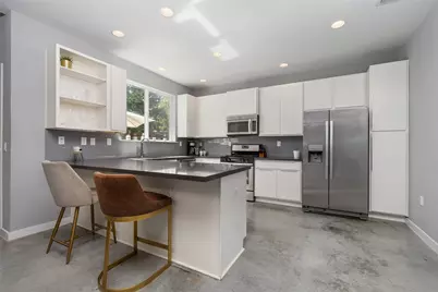301 W. Stassney Lane #12, Austin, TX 78745 - Photo 6
