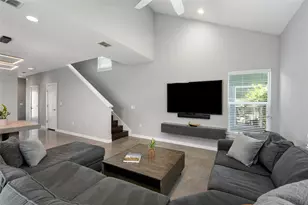 301 W Stassney Ln, Austin, TX 78745 - Photo 14