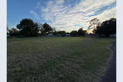 114 Hasler Street, Bastrop, TX 78602 - Photo 6