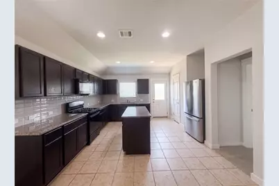 5909 Urbano Bend #23, Round Rock, TX 78665 - Photo 2