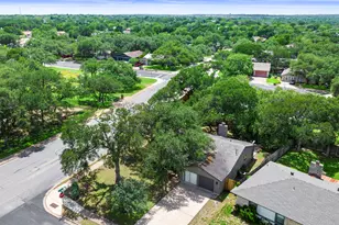 7906 Wycombe Dr, Austin, TX 78749 - Photo 26