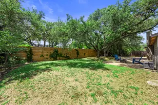 7906 Wycombe Dr, Austin, TX 78749 - Photo 36