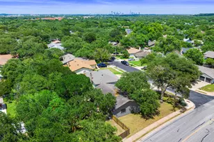 7906 Wycombe Dr, Austin, TX 78749 - Photo 18