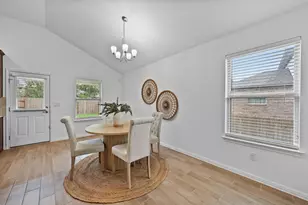 918 Valley View Dr, Leander, TX 78641 - Photo 10