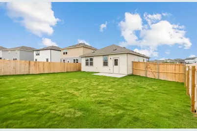 174 Green Berets Bend, Jarrell, TX 76537 - Photo 22