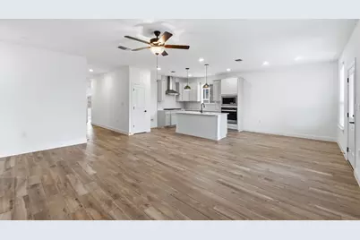 13305 Cerro Castellan Trace, Manor, TX 78653 - Photo 8