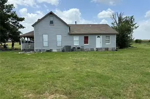 18543 Cyclone Branch Rd, Burlington, TX 76519 - Photo 6