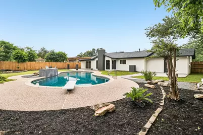 11809 Charing Cross Road, Austin, TX 78759 - Photo 2