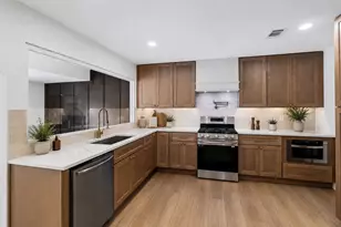 11809 Charing Cross Rd, Austin, TX 78759 - Photo 6
