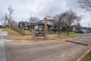 1748 Ohlen Rd, Austin, TX 78757 - Photo 36