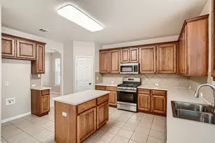 3325 Taylor Falls Dr, Pflugerville, TX 78660 - Photo 4