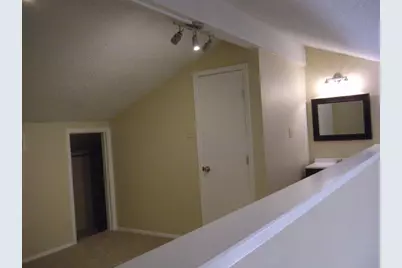 303 W 35th Street #304, Austin, TX 78705 - Photo 6