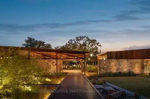 133 Three Oaks Ln, Georgetown, TX 78628 - Photo 40