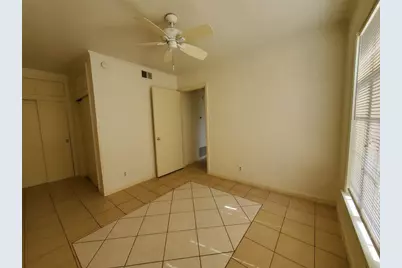 3202 Grooms Street #E, Austin, TX 78705 - Photo 8