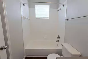 12215 Hunters Chase Dr, Austin, TX 78729 - Photo 12