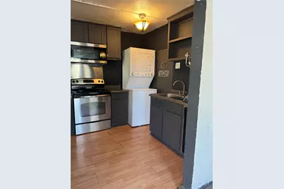 704 Franklin Boulevard #B, Austin, TX 78751 - Photo 4