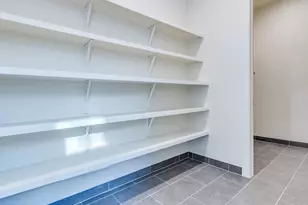 6412 Carson Rdg, Austin, TX 78741 - Photo 6