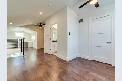 6412 Carson Ridge #B, Austin, TX 78741 - Photo 18