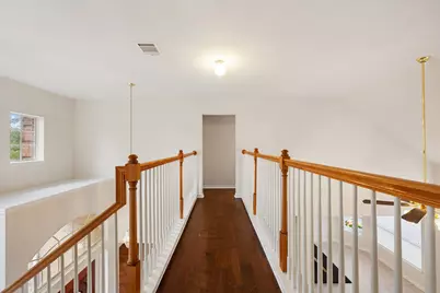 30022 Oakland Hills Drive, Georgetown, TX 78628 - Photo 32