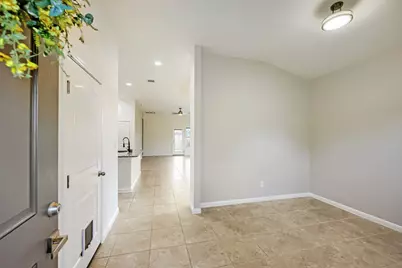 417 Anacua Loop #6, Manchaca, TX 78652 - Photo 4