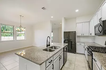 417 Anacua Loop #6, Manchaca, TX 78652 - Photo 10