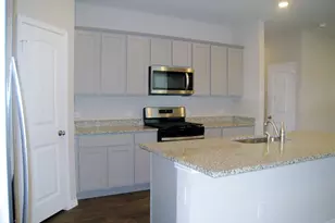 288 Caddo Bnd, Kyle, TX 78640 - Photo 4
