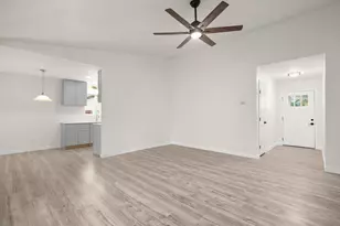 2100 Deadwood Dr, Austin, TX 78744 - Photo 6