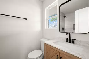 2100 Deadwood Dr, Austin, TX 78744 - Photo 14