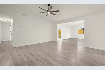 2100 Deadwood Drive, Austin, TX 78744 - Photo 10