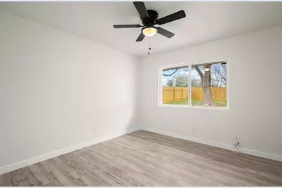 2100 Deadwood Drive, Austin, TX 78744 - Photo 8