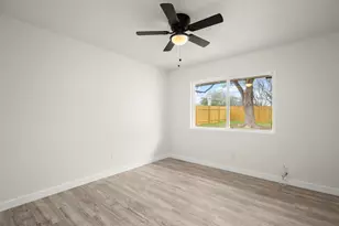 2100 Deadwood Dr, Austin, TX 78744 - Photo 8